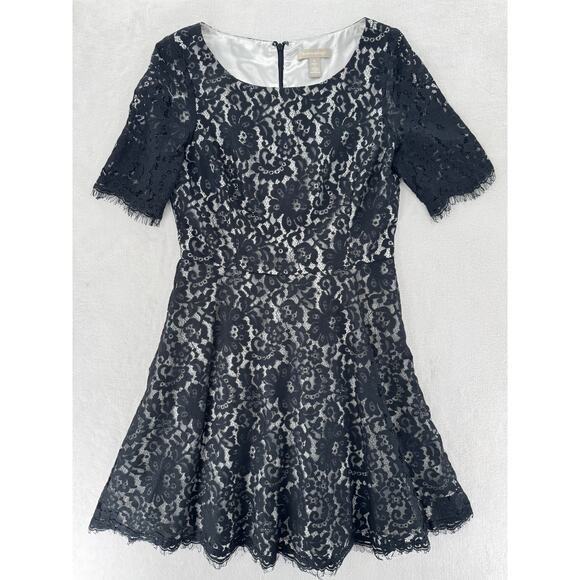 Banana Republic Black Lace Dress 8 Short Sleeve Fit Flare Knee Length Medium - Picture 5 of 10